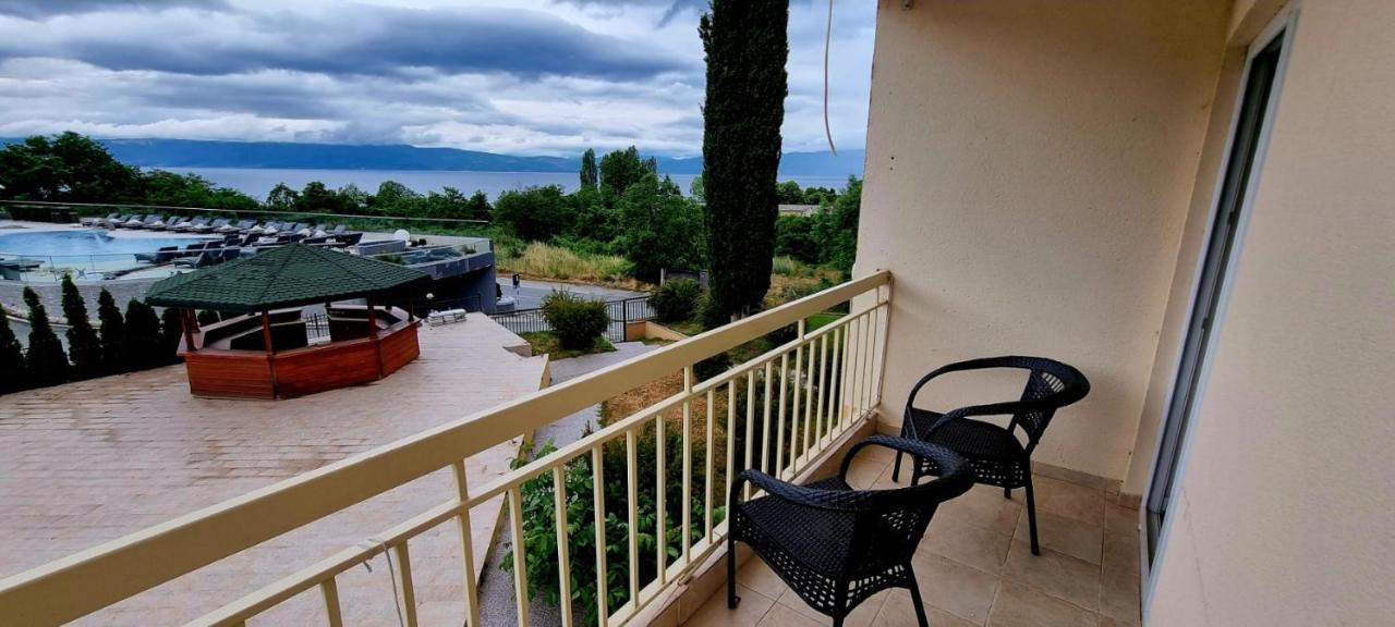Hotel Bluebell Ohri Dış mekan fotoğraf