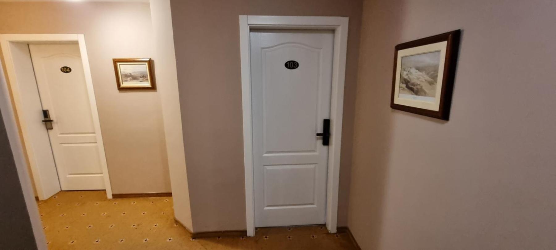 Hotel Bluebell Ohri Dış mekan fotoğraf