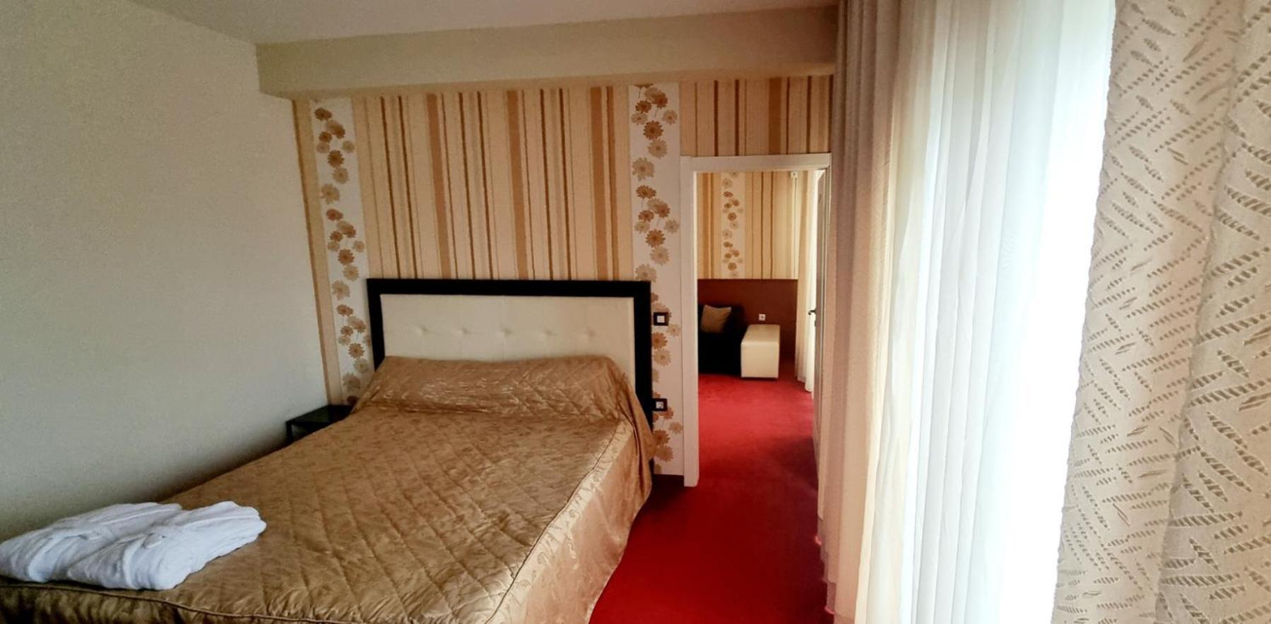 Hotel Bluebell Ohri Dış mekan fotoğraf